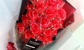 三八妇女节礼物图